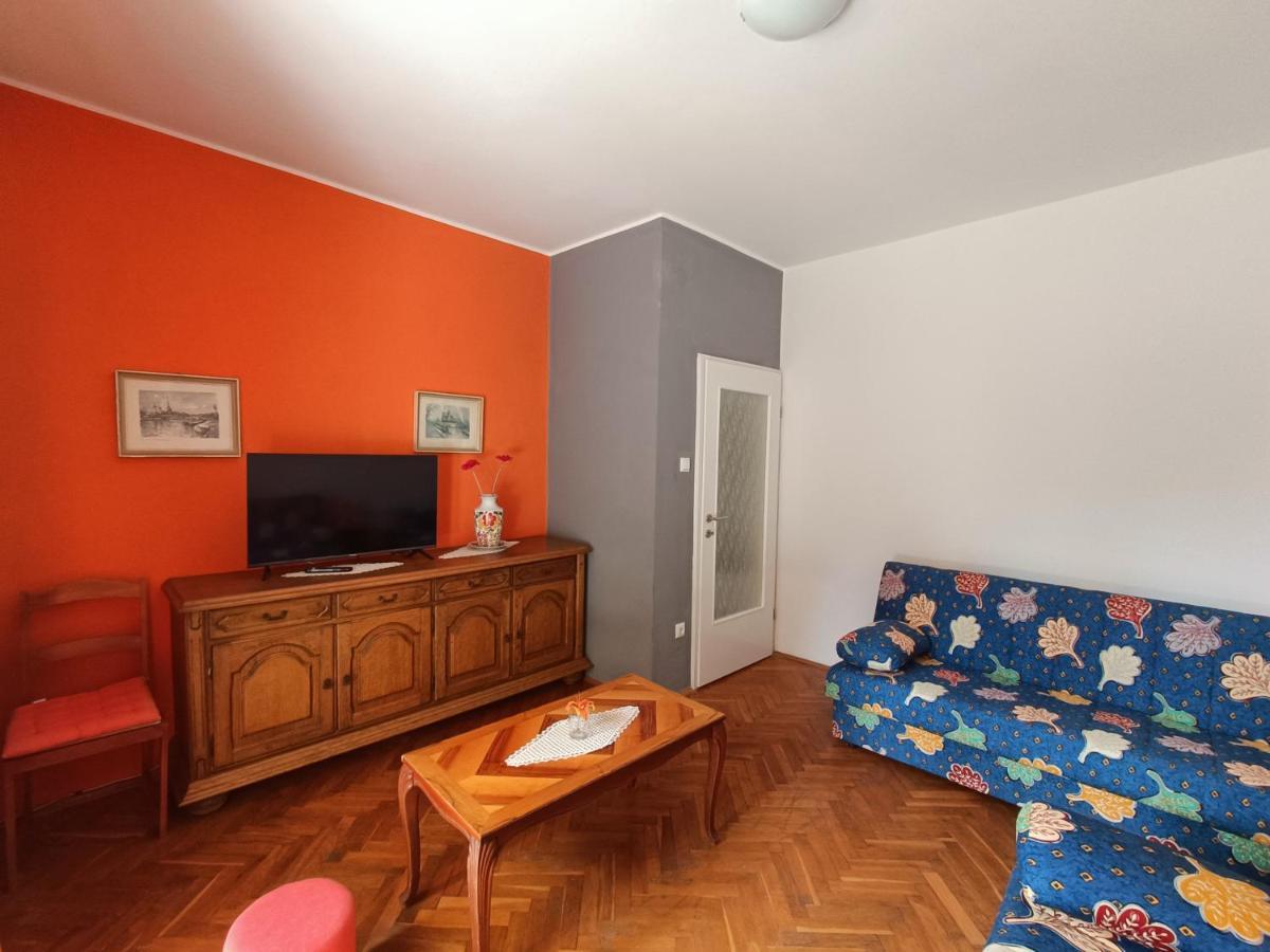 Apartment Pletikos Premantura Exterior photo